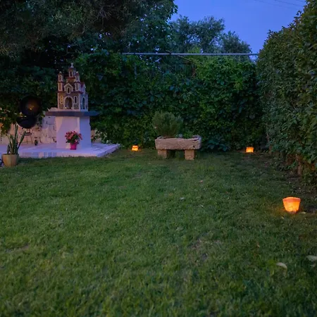Red Castle Villa Souda